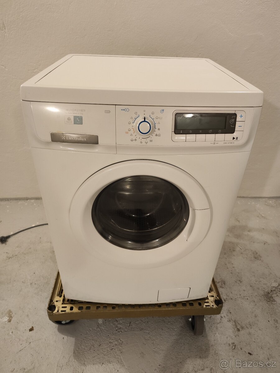 Prackosusicka elektrolux