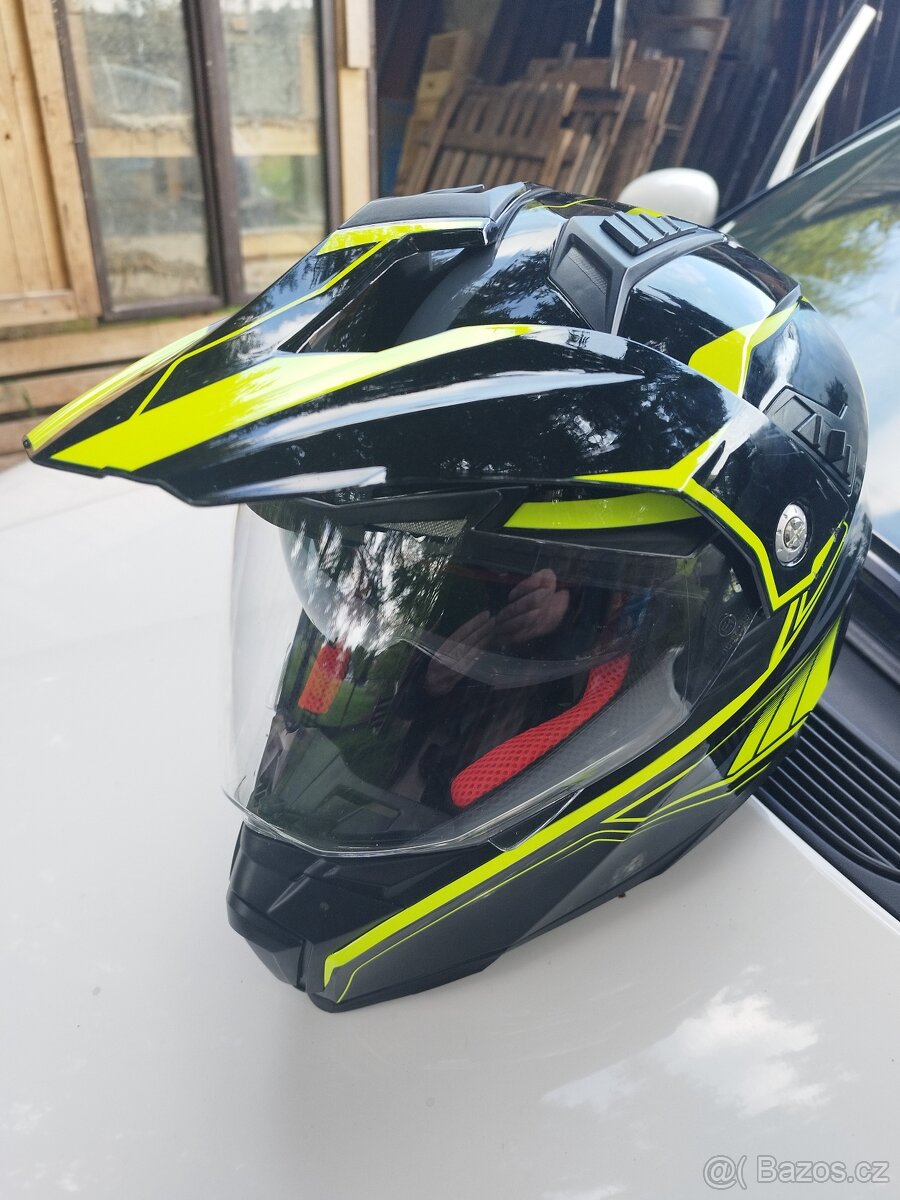 Helma na motorku