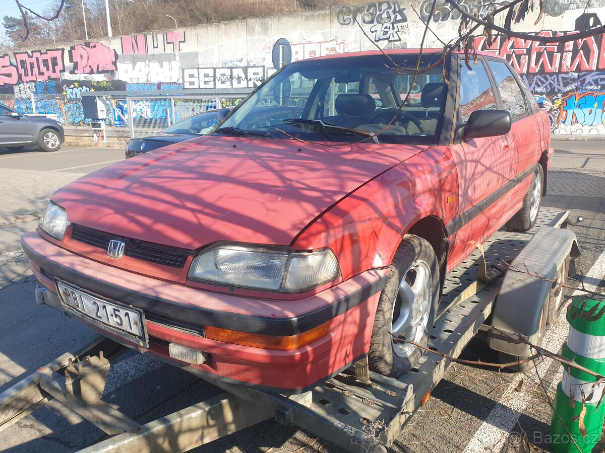 Honda Concerto 1.6 16V automat, nepojízdná