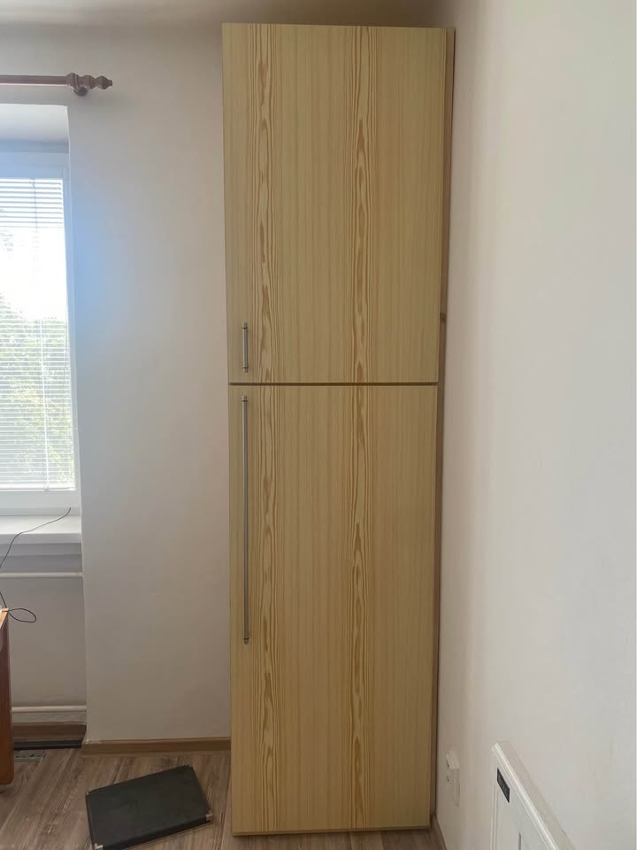 Skříně