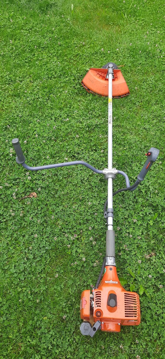 Křovinořez SPARTA 370T