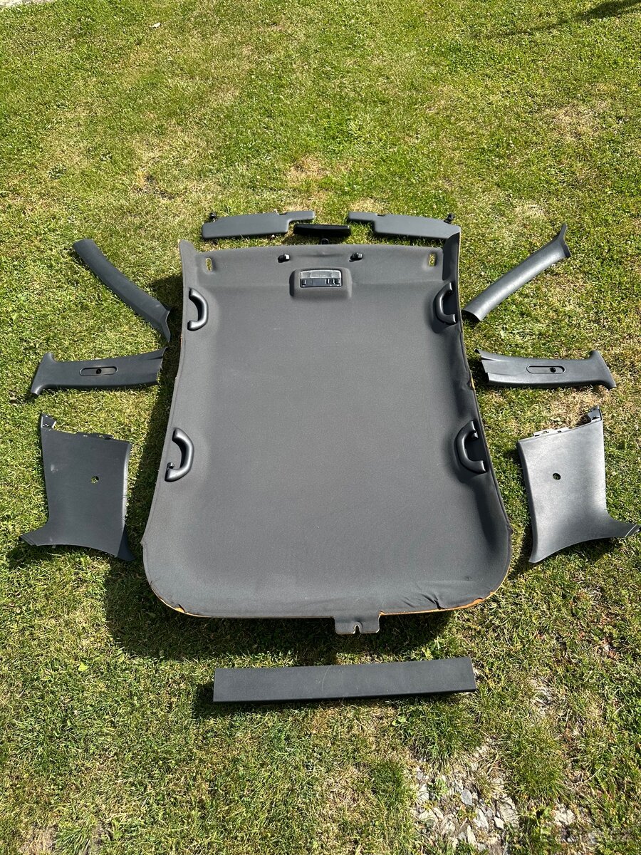 Černý strop Škoda Fabia 1 RS