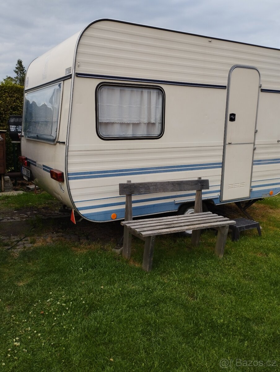 Obytný karavan