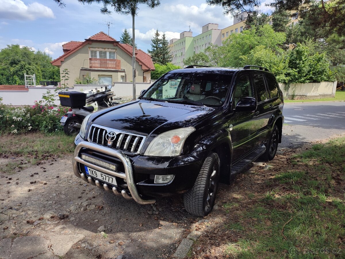 Toyota Land Cruiser, 3,0 D4D 4x4 7-Míst