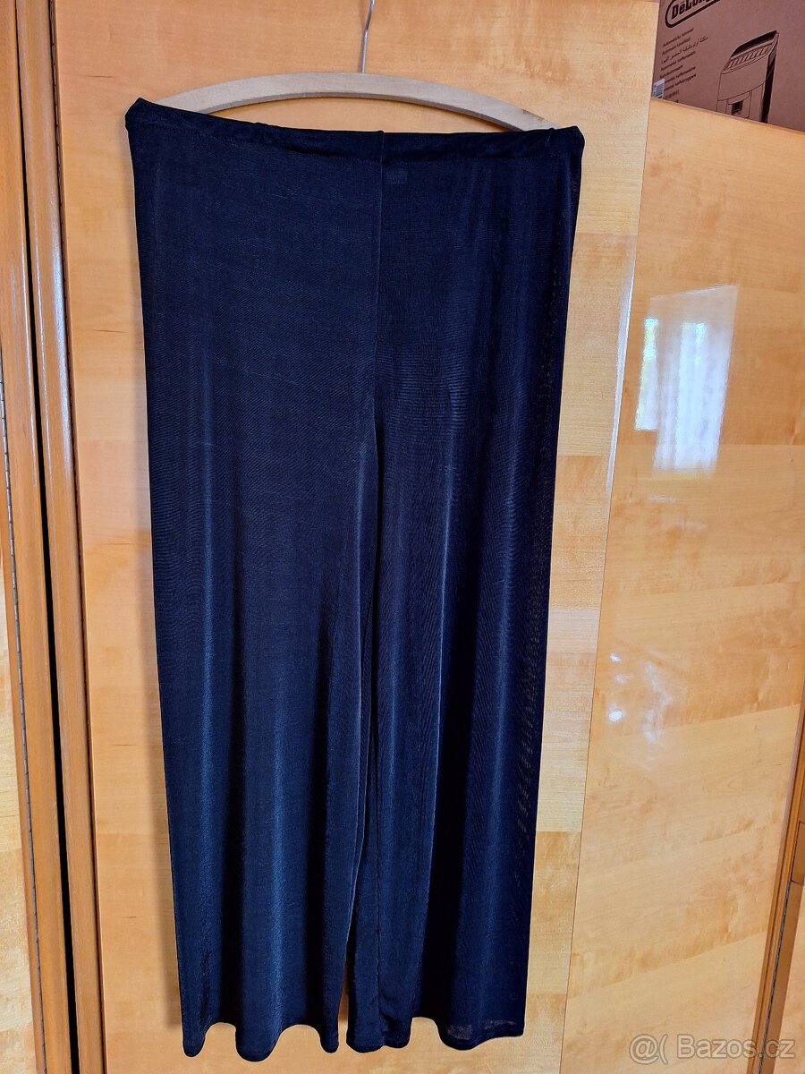 Černé dámské kalhoty XL