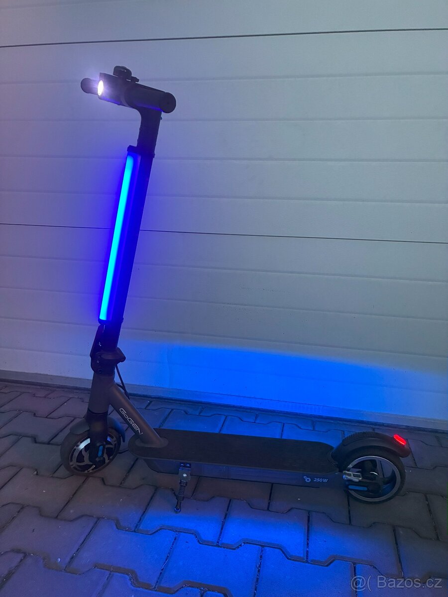 elektrokoloběžka Gogen Voyager Lite S201B
