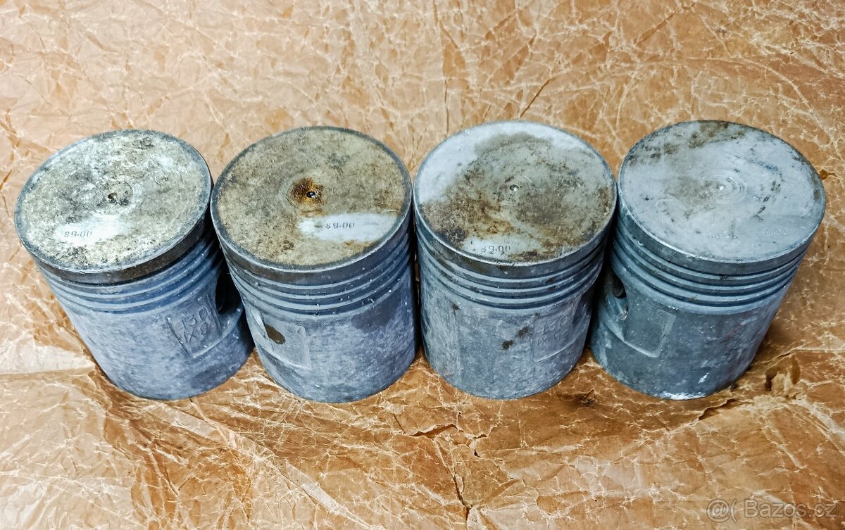 Gaz 69 - písty 89.00 - ORIGINÁL - NOVÉ
