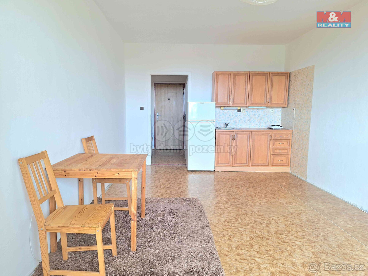 Pronájem bytu 1+kk, 28 m², Ostrava, ul. Gen. Píky