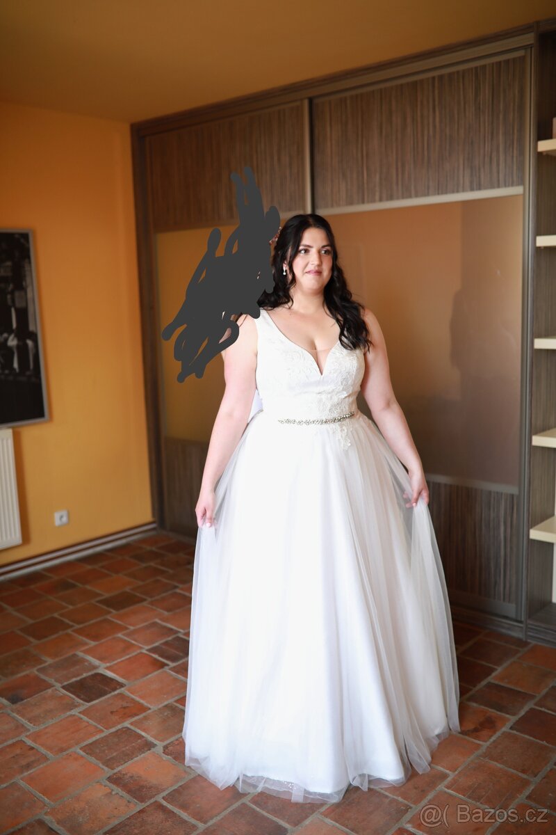 Svatební šaty Larissa, Bianco Evento, 44