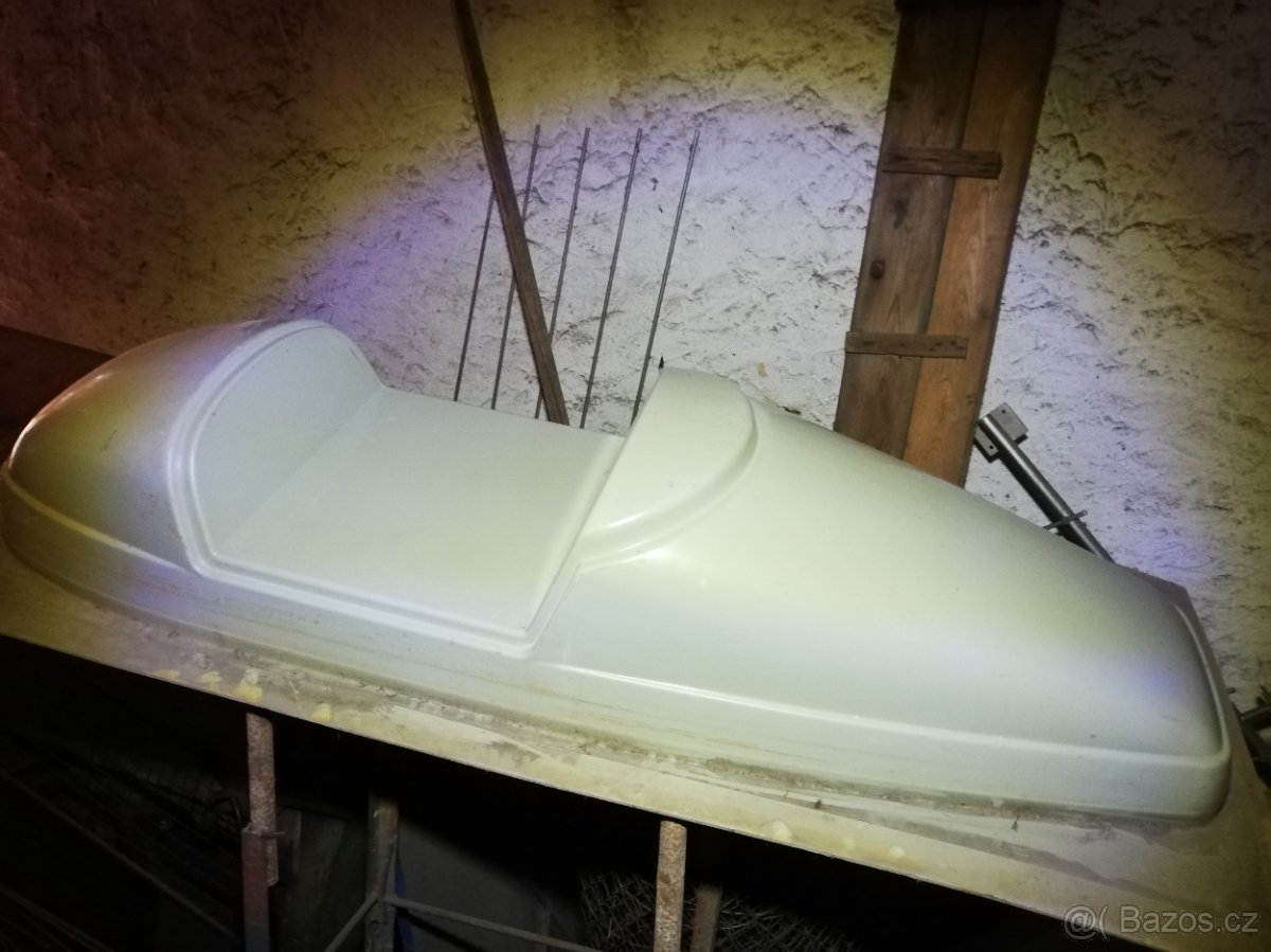 Jawa sidecar velorex 562 originál vrchní díl lodičky