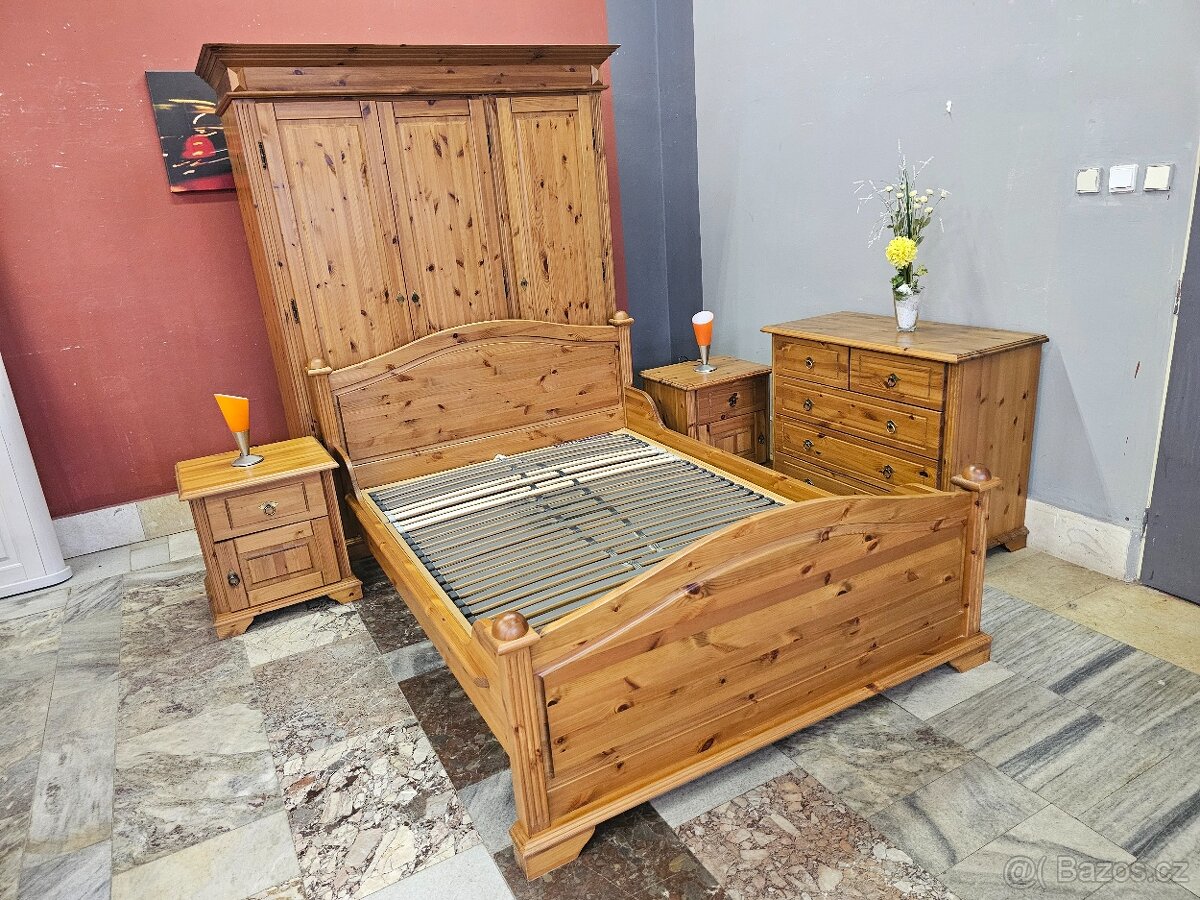 Ložnice Celodřevená