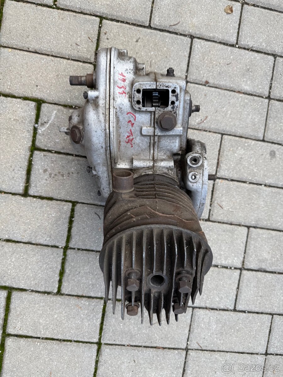 Motor cz 175 předválečná