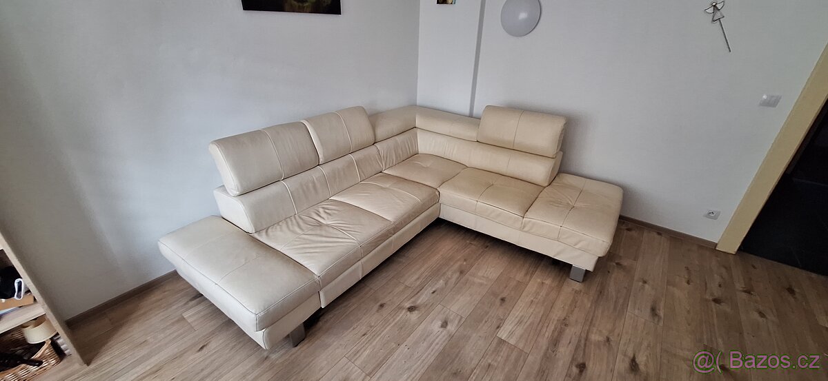 Rohová kožená sedačka