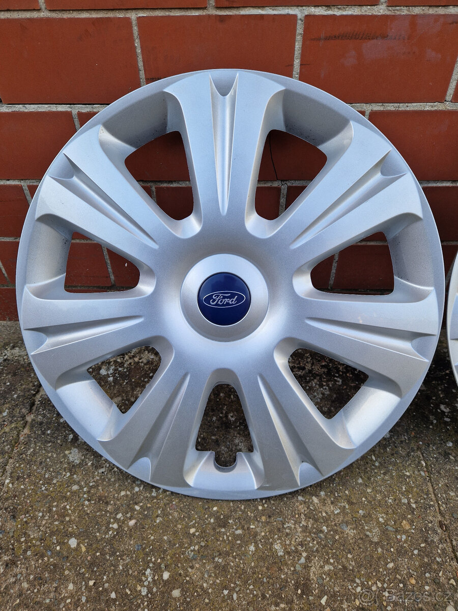 poklice ford R16 kryty disku 16 Ford Poklice r16