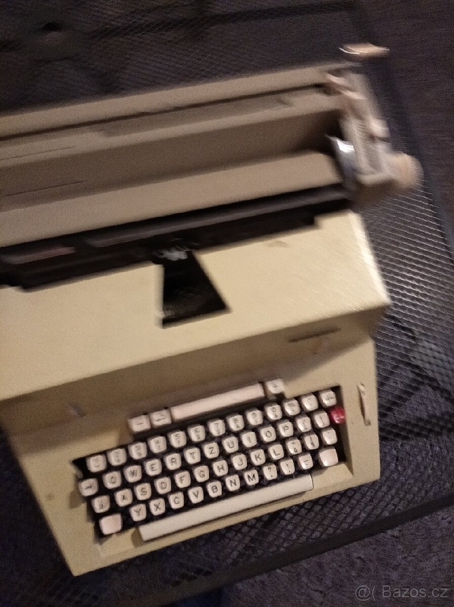 Psací stroj