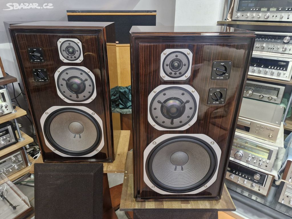 reproduktory Yamaha NS-1000- eben makasar- šelak