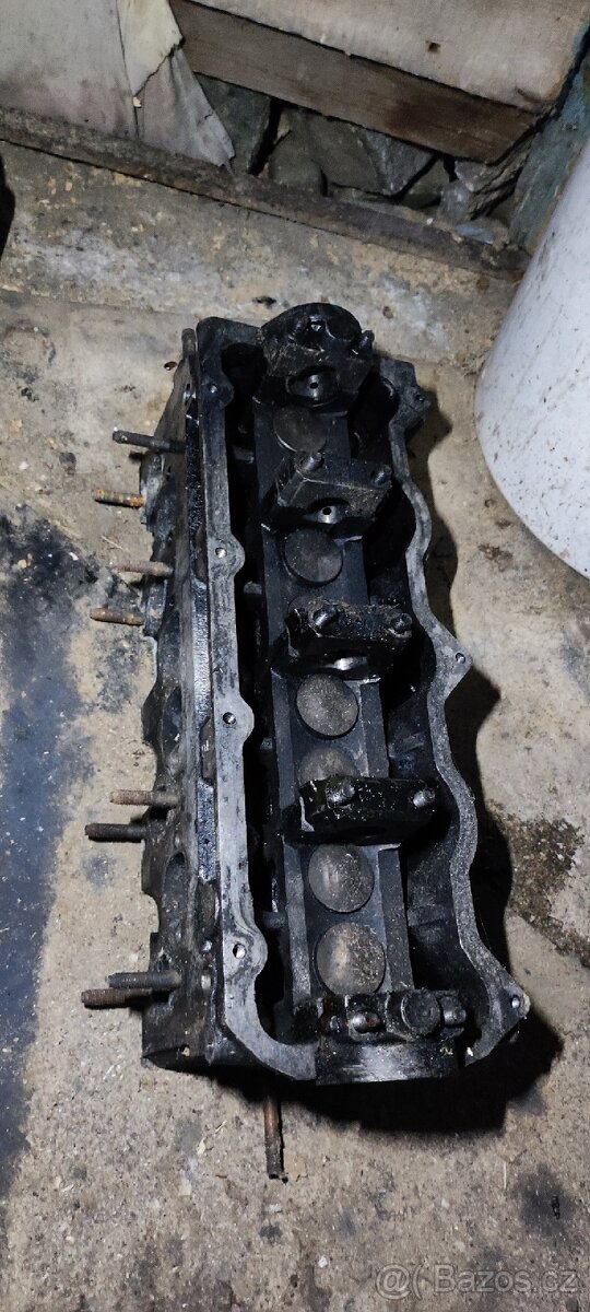 Hlava motoru 1.9 TDI