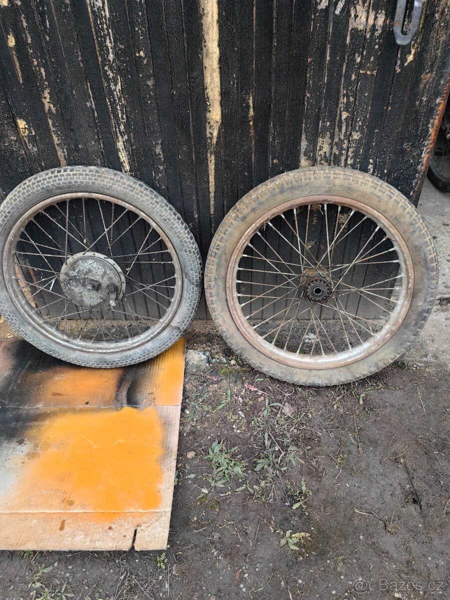 Jawa perak kola Janeček