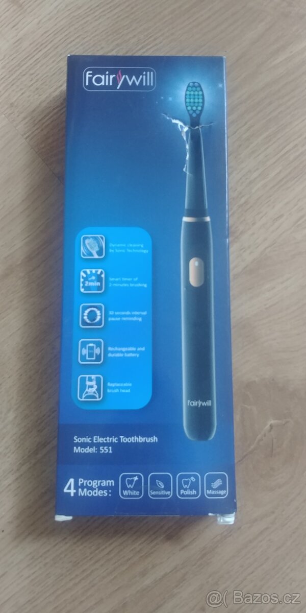 Sonický zubní kartáček