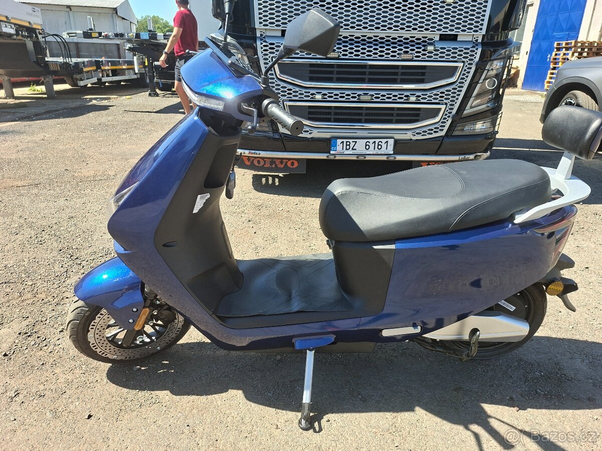 Elektro skútr MERCURIO 45 km/h