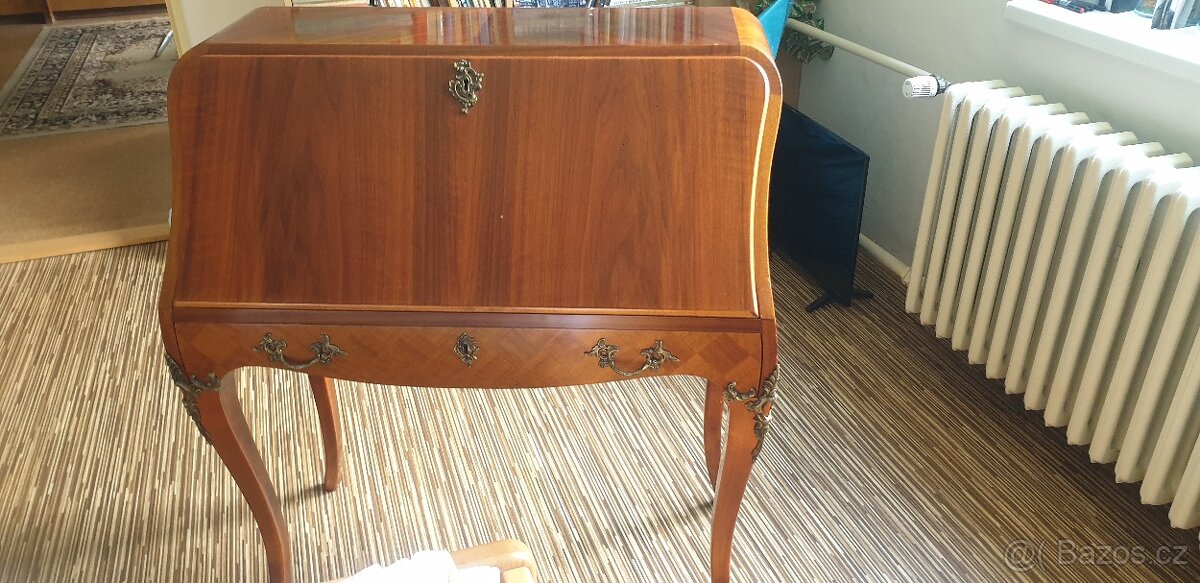 Retro konferencni stul