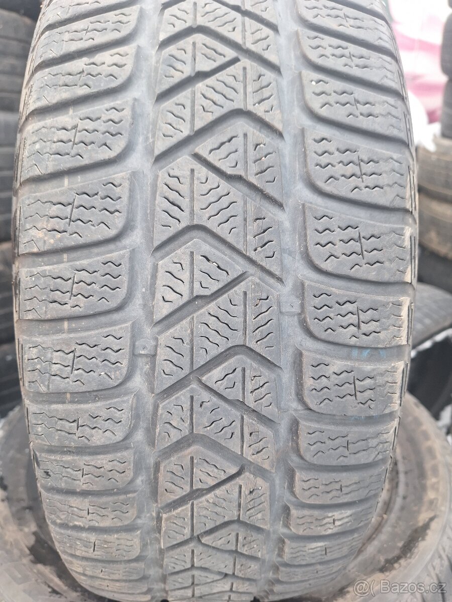 zimni pneu 215/55/17