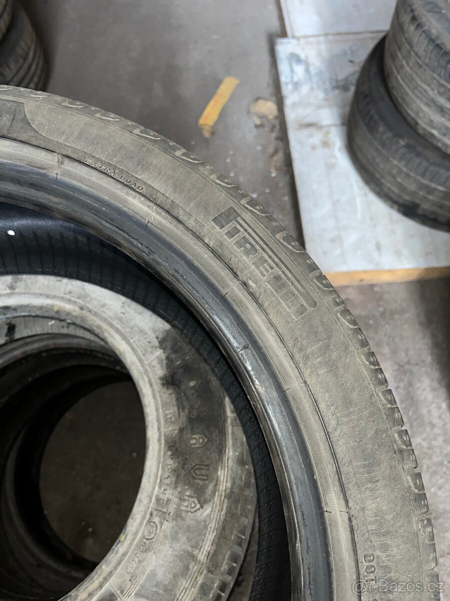Letní pneumatiky pirelli 235/40/19
