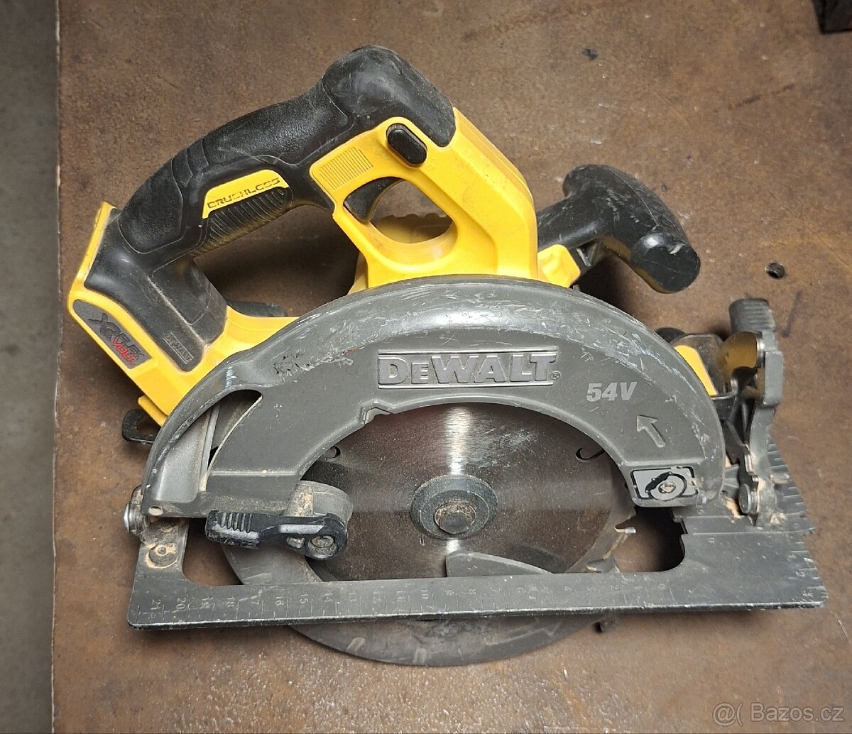 Dewalt dcs575