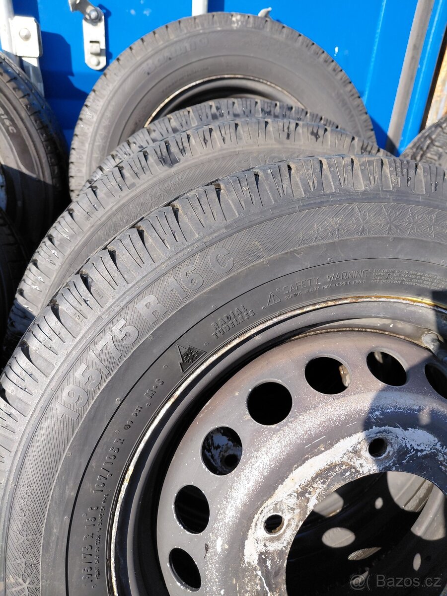 Prodám kompl.kola MB SPRINTER