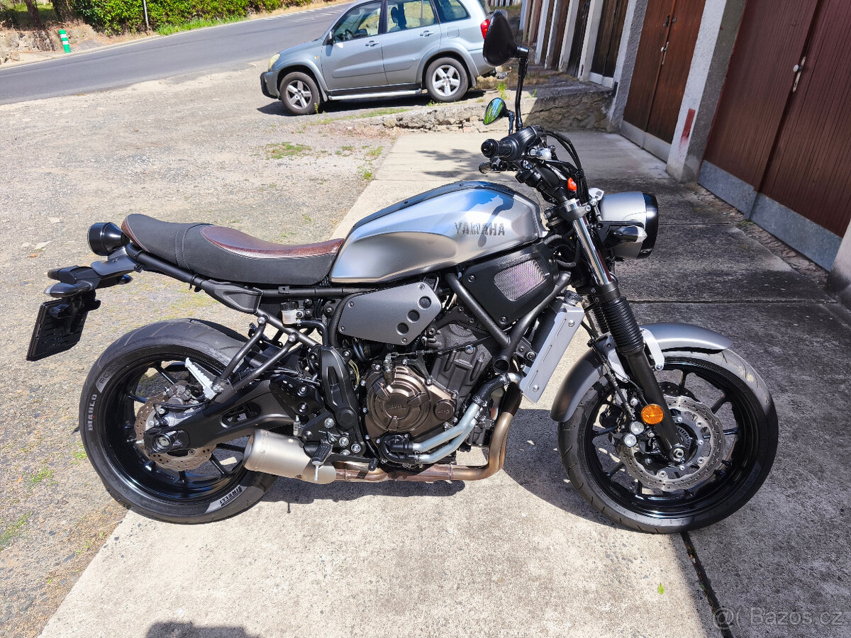 YAMAHA XSR 700
