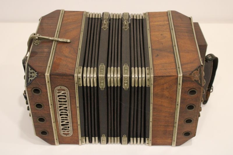 Stará Harmonika - 19.století ( Bandonion ) č.1