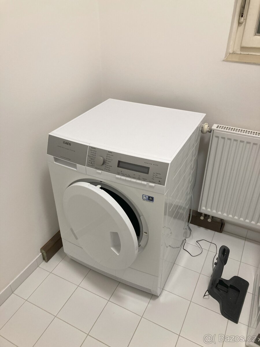 Sušička AEG Lavatherm T75781IHCS