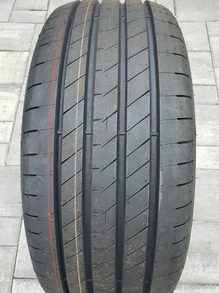 Goodyear Eagle F1 Asymmetric 6 235/45 R18 94W