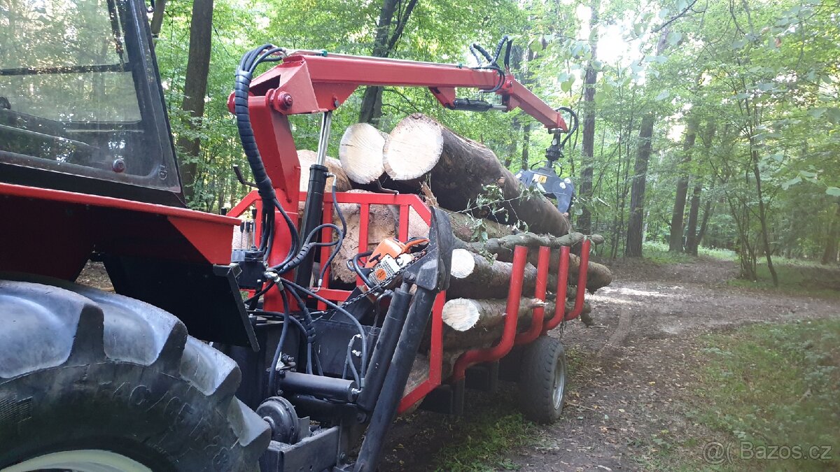 Vyvážečka dřeva za traktor