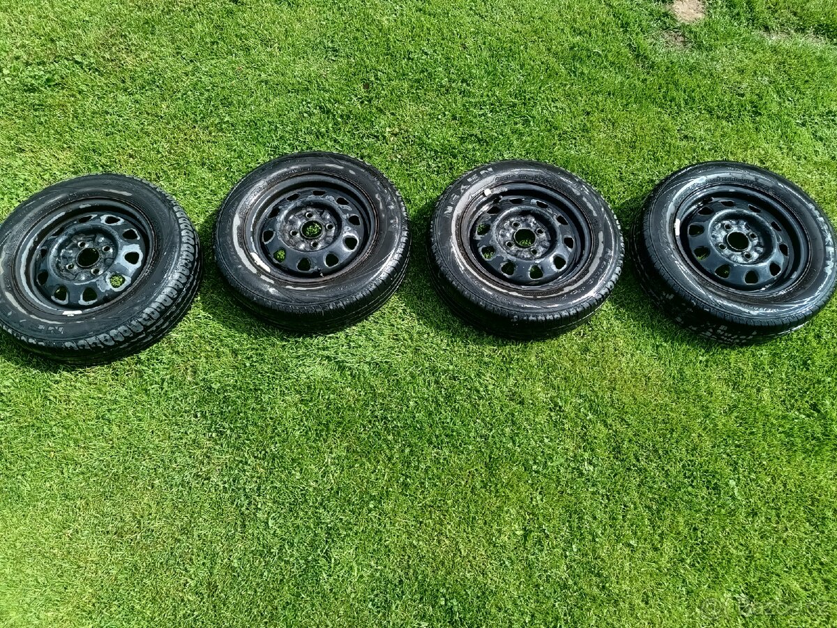 Škoda Felicia pneu letní