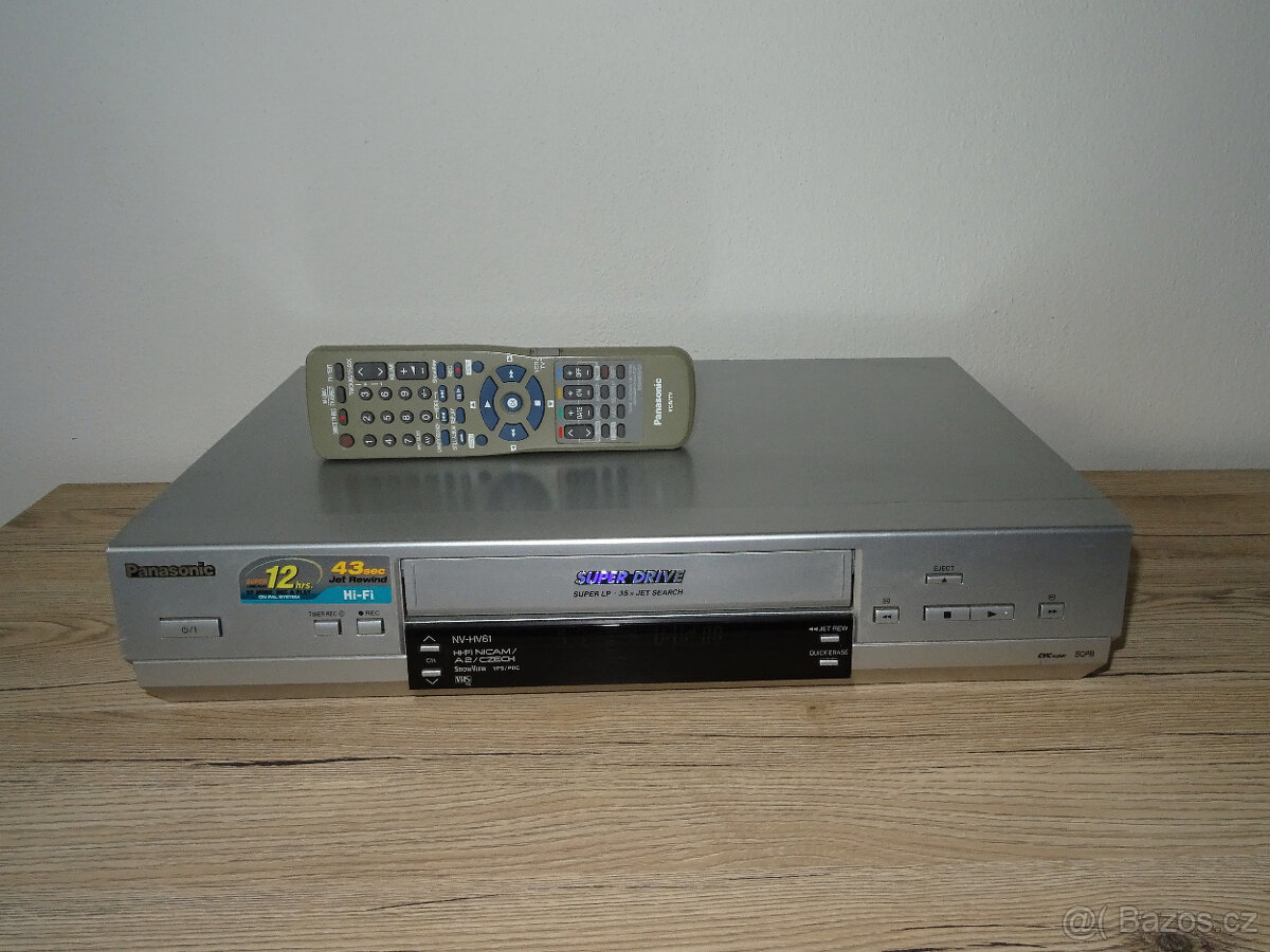 Špičkový videorekordér PANASONIC NV-HV61, 6 hlav,Hifi Stereo
