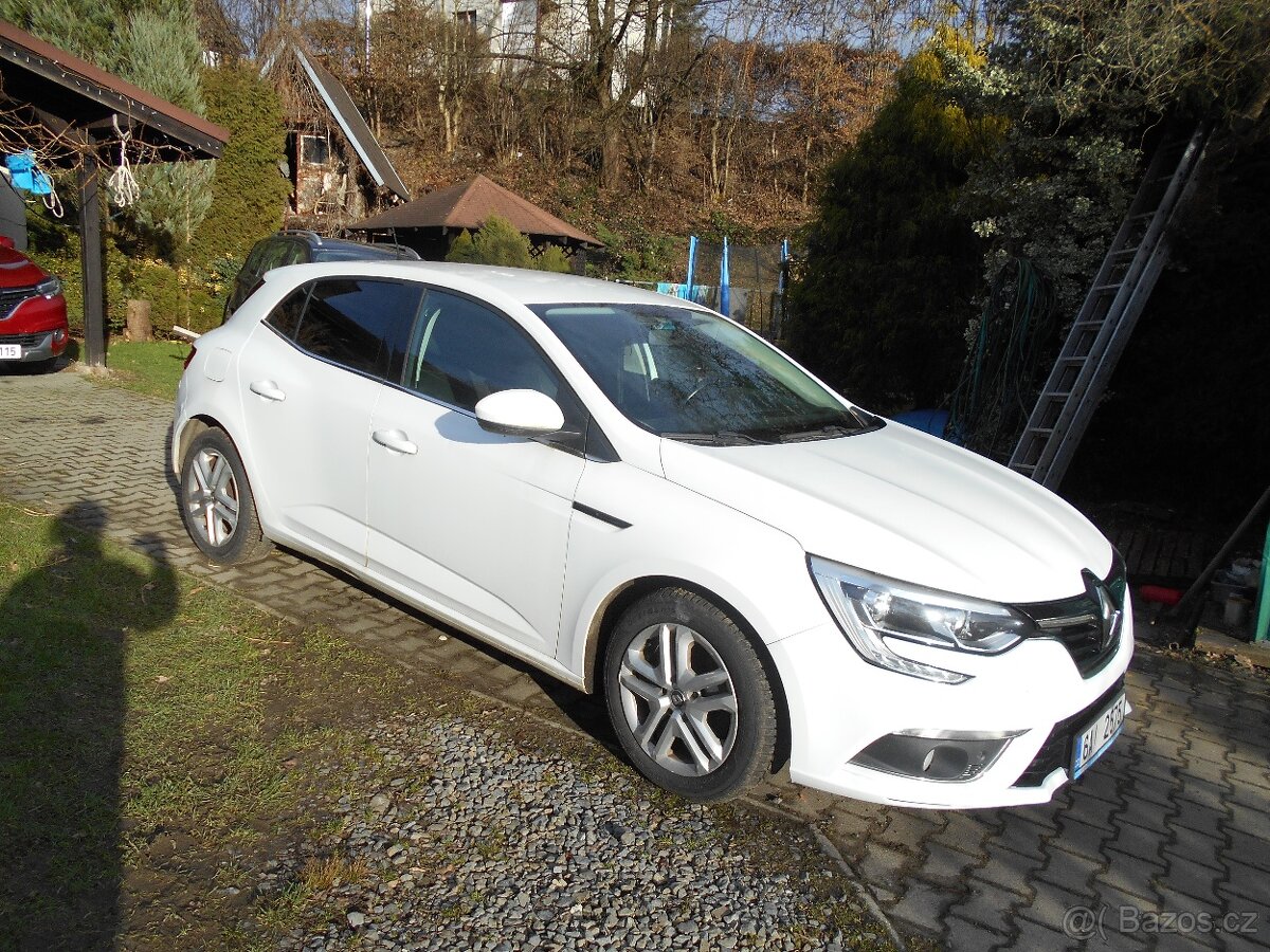 renault megan 1,5dci rok 2018 najezd 230tis kmservisovano