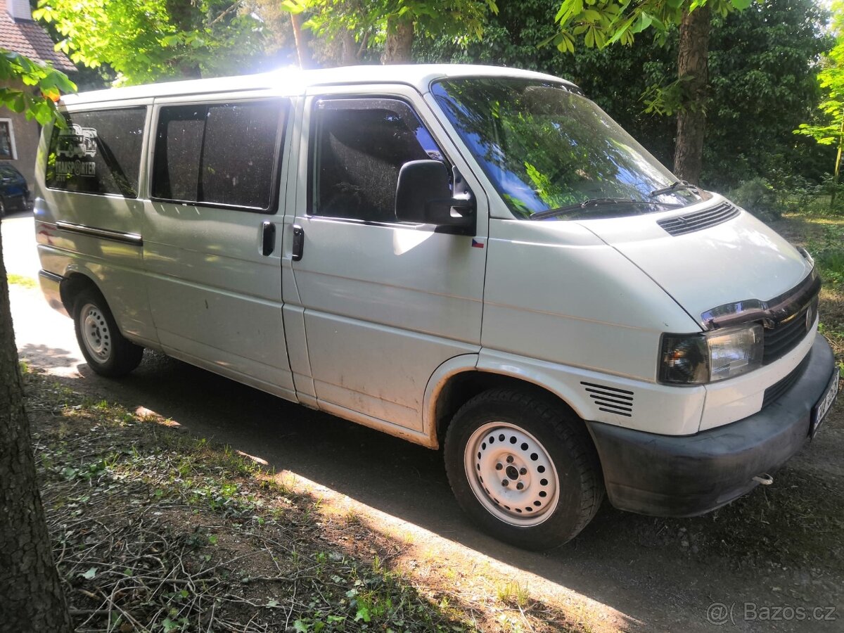 VOLKSWAGEN TRANSPORTER