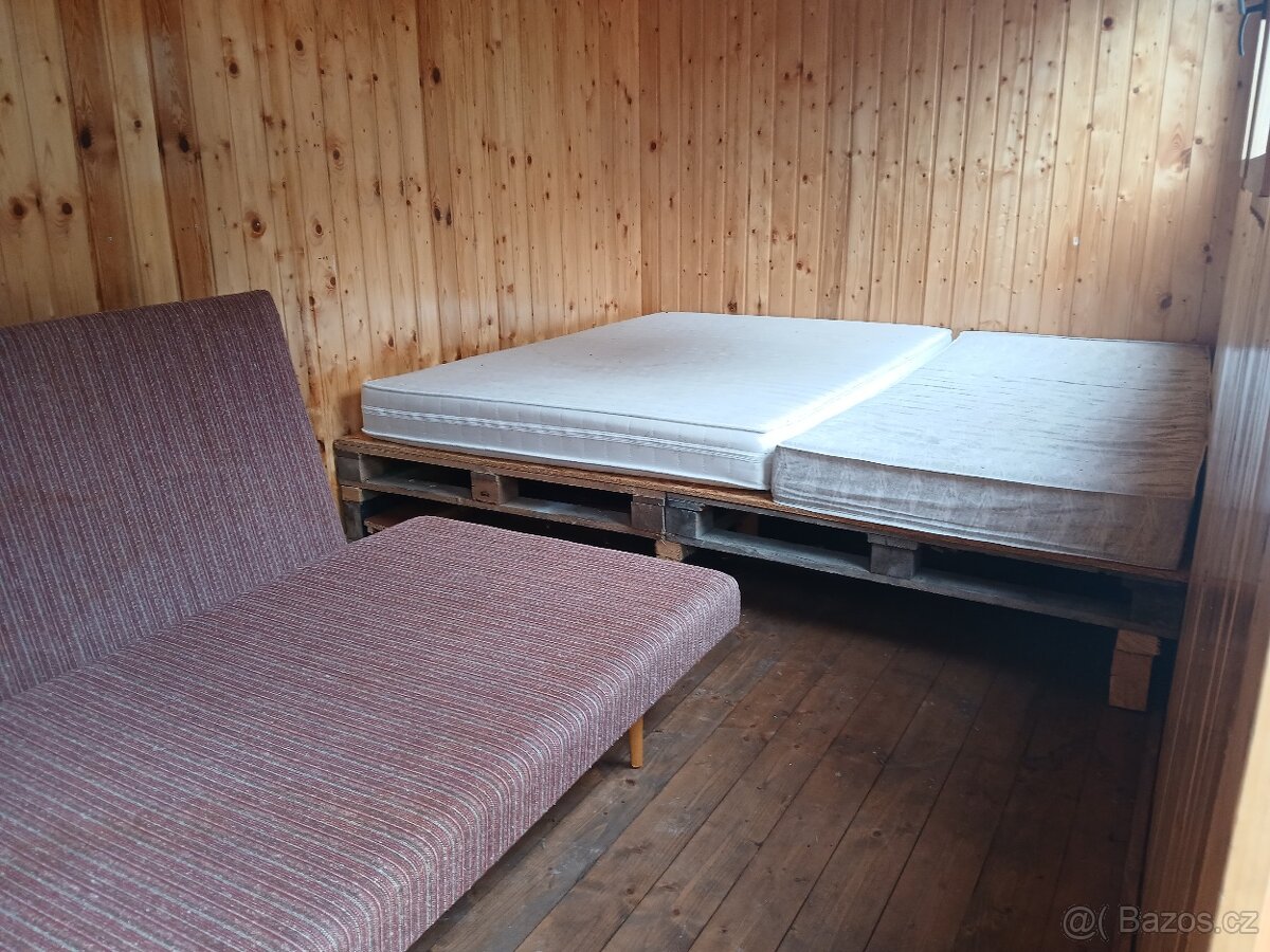 Válendy a matrace zdarma