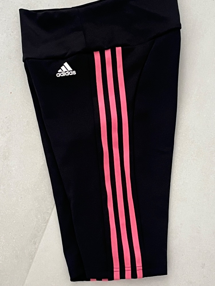 Legíny-kraťasy Adidas