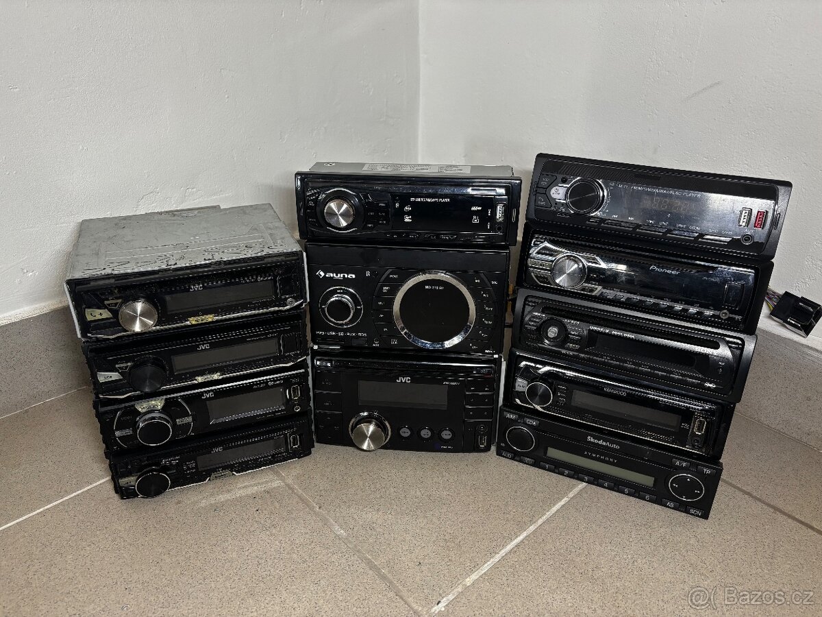 Autorádia Bluetooth, aux, USB, sd karta