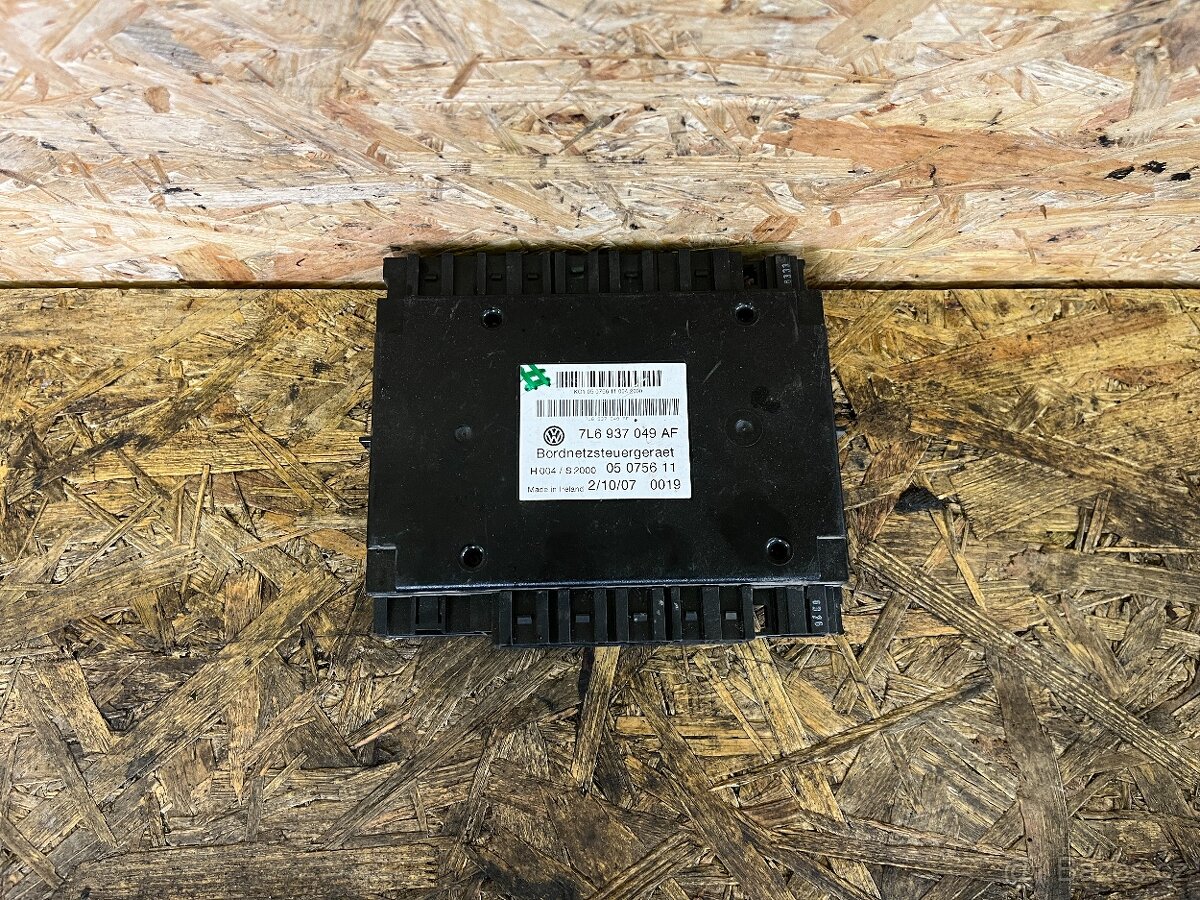 PALUBNÍ ŘÍDICÍ JEDNOTKA VW 7L6937049AF