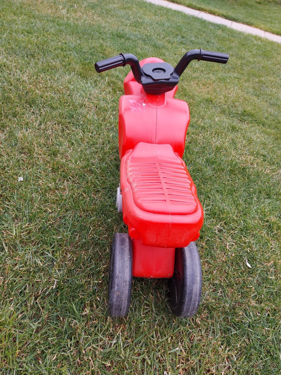 Odrážedlo motorka