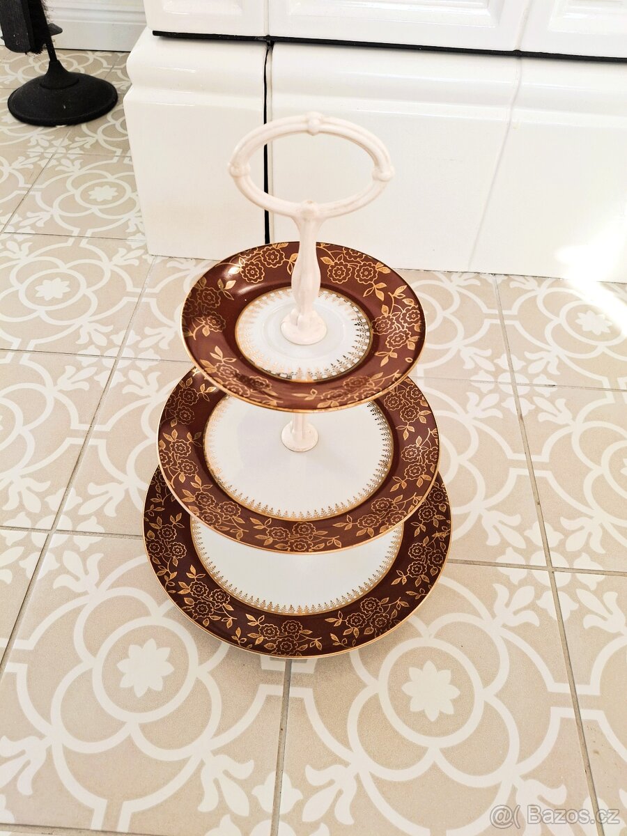 Třípatrový porcelánový talíř MZ Czechoslovakia na dezerty