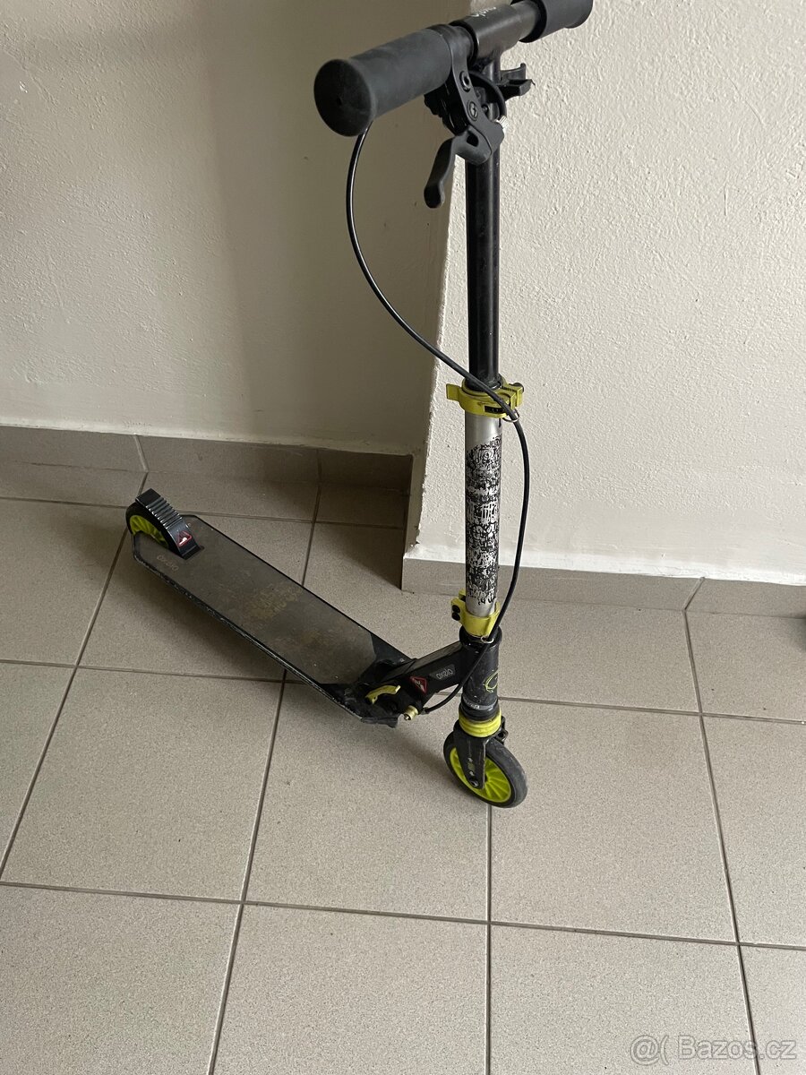 Koloběžka Oxelo