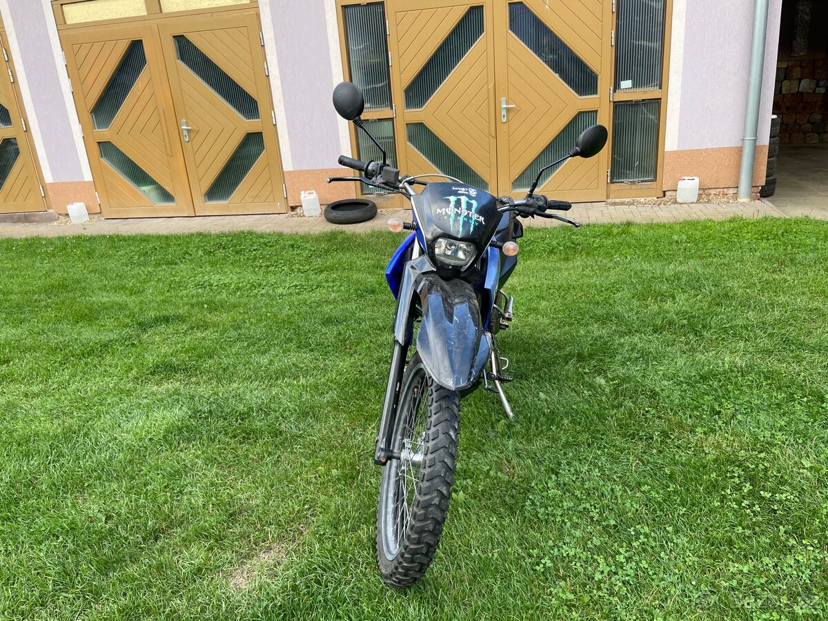 Yamaha XT125r 2008