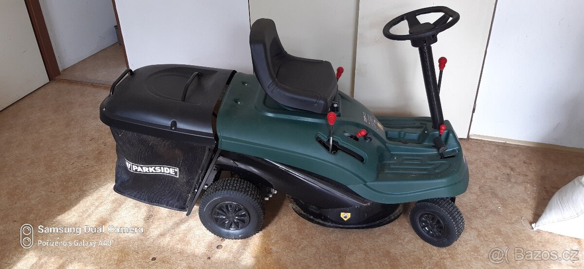 Sekačka Rider Parkside
