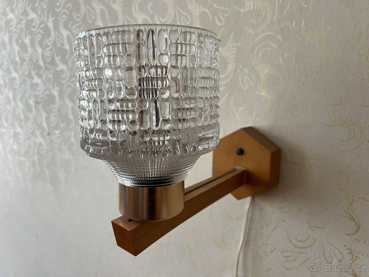 Nástěnná lampa retro