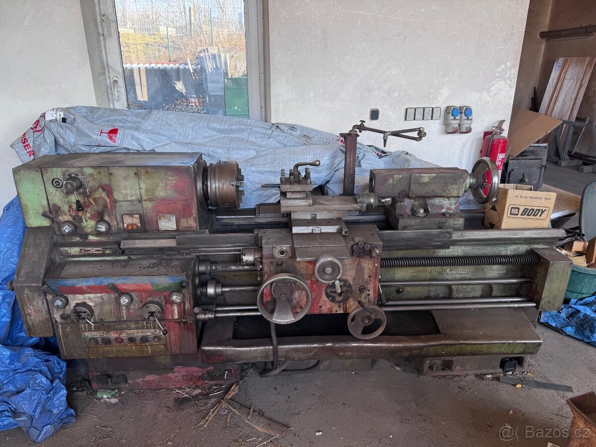 Soustruh TYP SU 50A 1000