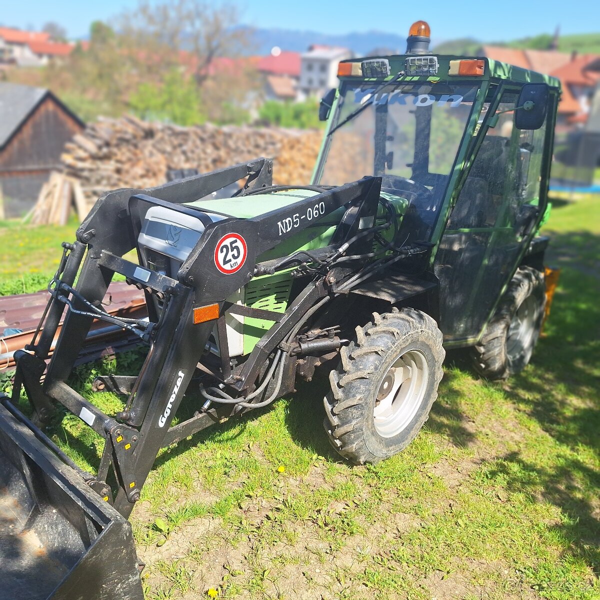 Malotraktor Yukon s prislusenstvom